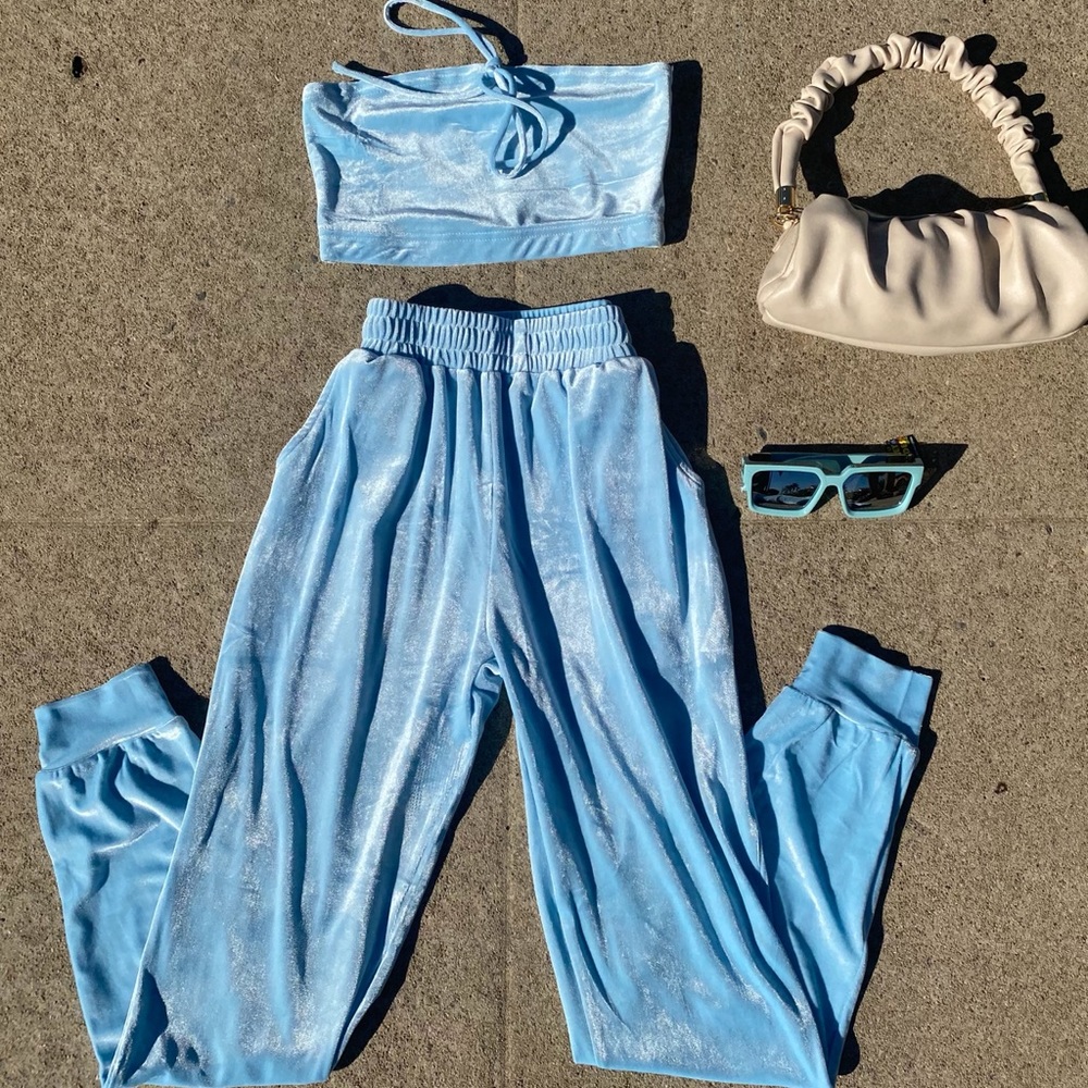 Velvet Set